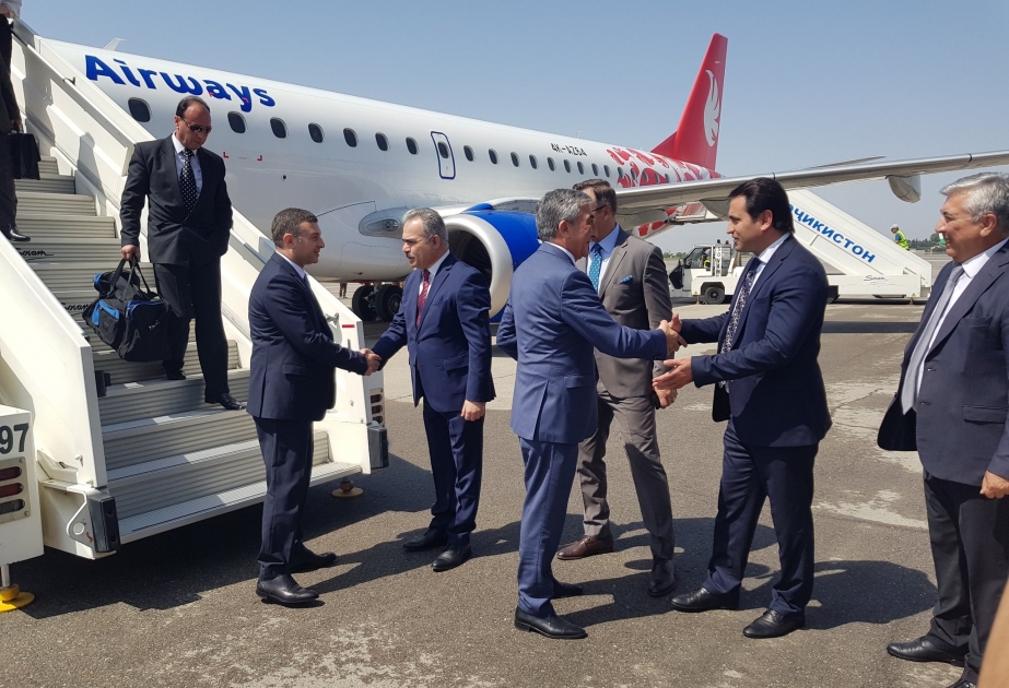 “Buta Airways” aviaşirkəti Tacikistanın paytaxtına ilk uçuşunu həyata keçirib