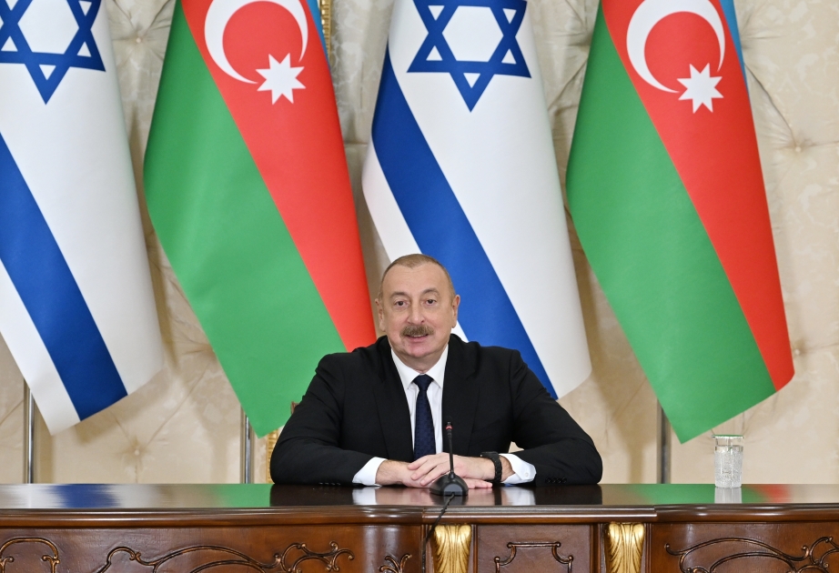 Ilham Aliyev: “Los representantes azerbaiyanos que residen en Israel desempeñan un papel importante en tender puentes entre los dos países”