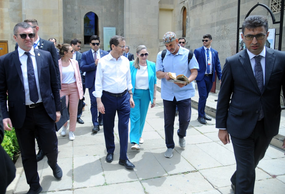 İsrailin Prezidenti və birinci xanımı İçərişəhərlə tanış olublar