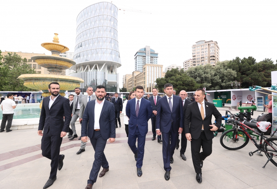 Beynəlxalq Biznes Festivalı davam edir