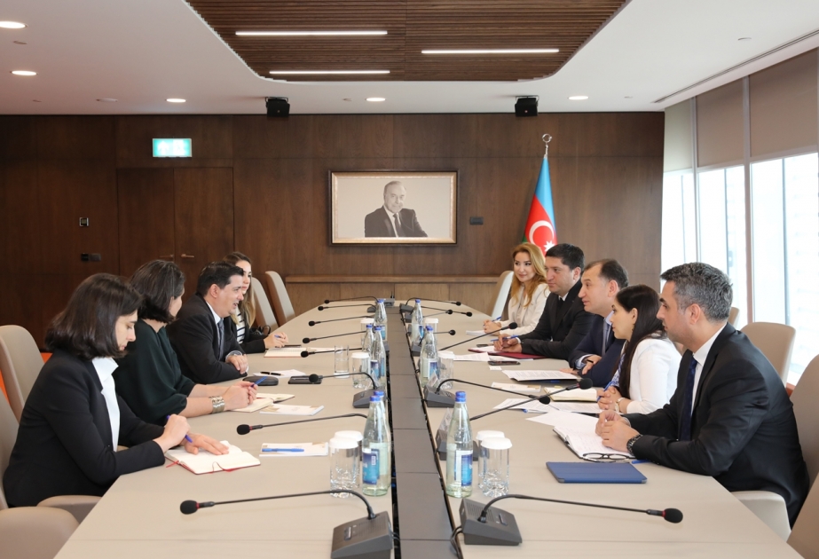 Dayanıqlı İnkişaf Məqsədlərinin maliyyələşdirilməsi və bu istiqamətdə qarşıda duran hədəflər müzakirə edilib
