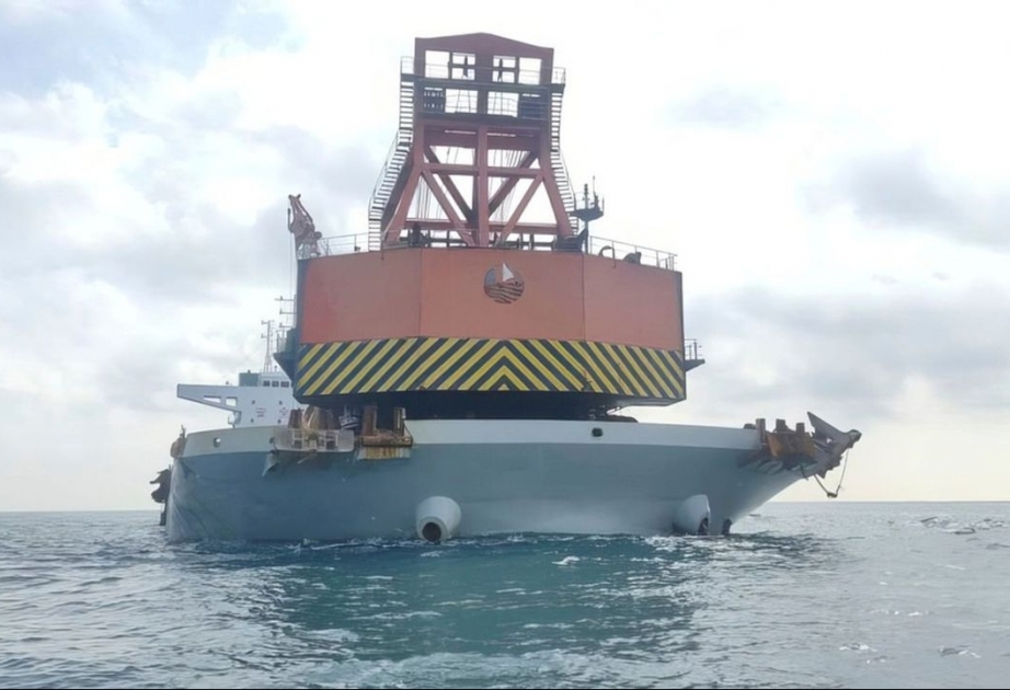 Malayziya Çin gəmisini talançılıqda ittiham edərək saxlayıb