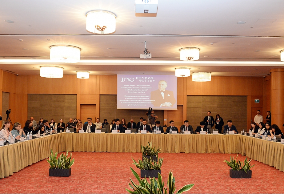 Bakú acoge una conferencia internacional sobre el Gran Líder y el multiculturalismo azerbaiyano