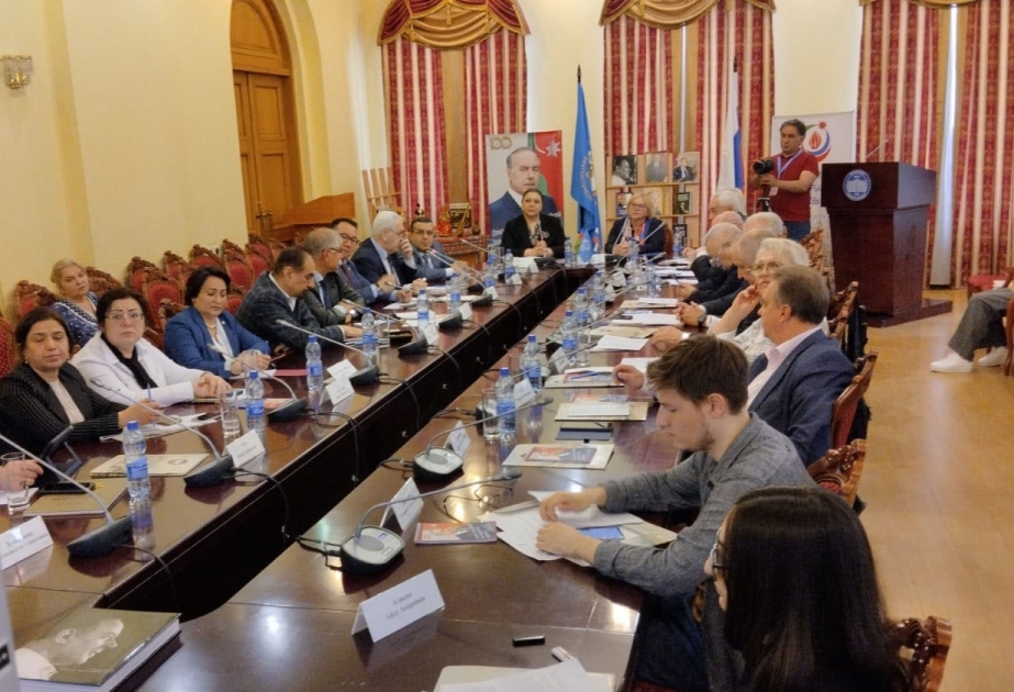 Moskva Dövlət Linqvistika Universitetində Heydər Əliyevin 100 illik yubileyinə həsr olunmuş konfrans keçirilib