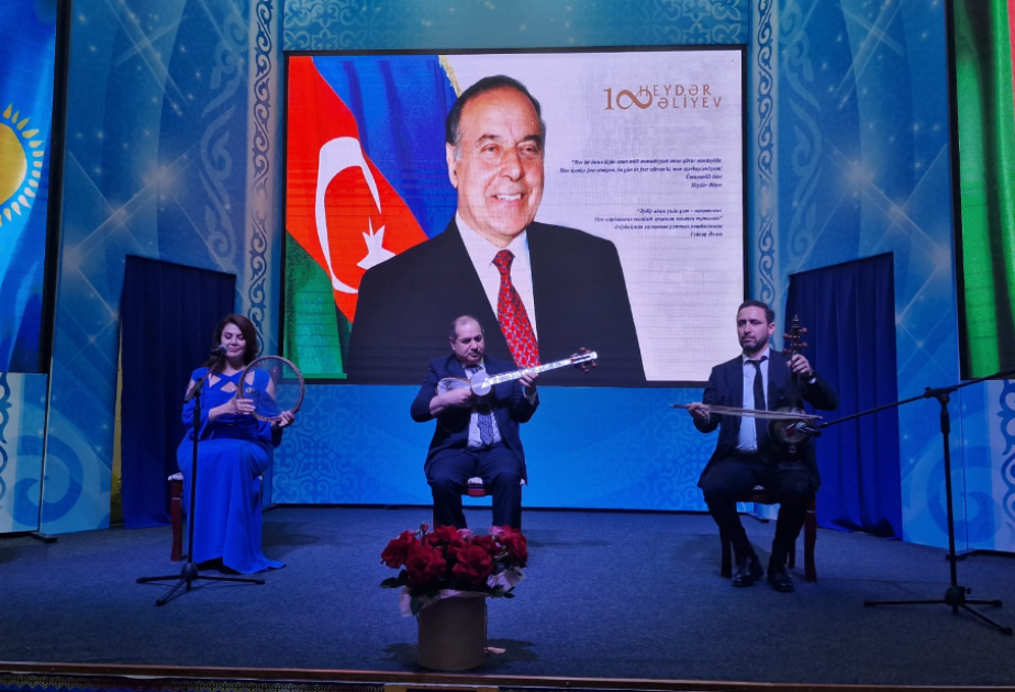 Qazaxıstanda xalqımızın Ümummilli Liderinə və Müstəqillik Gününə həsr olunmuş tədbir təşkil edilib