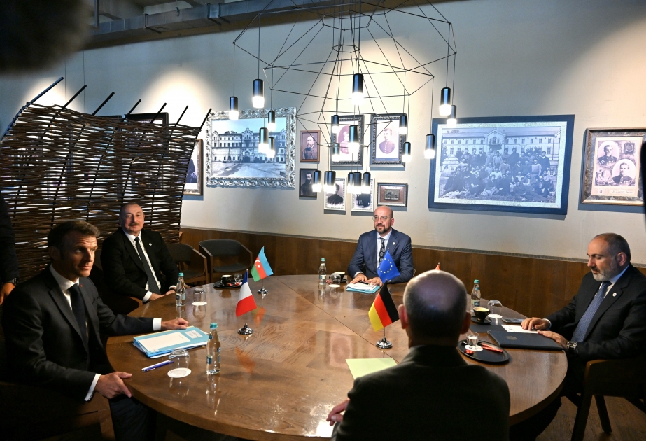 Chisináu acoge una reunión informal de los líderes de Azerbaiyán, Armenia, el Consejo de la UE, Alemania y Francia