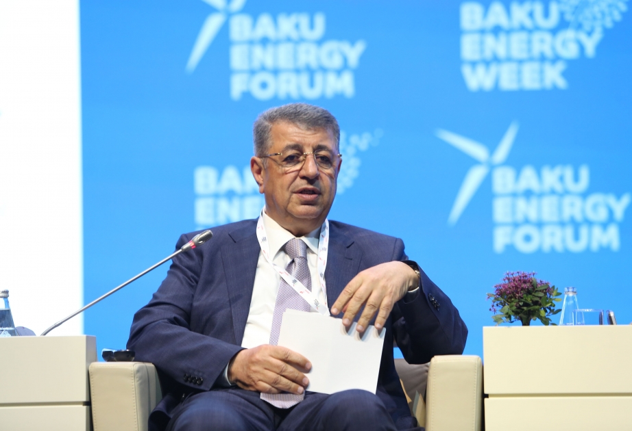 Xalik Məmmədov: Bərpaolunan enerji sektorunda yüksəkixtisaslı kadrların hazırlanmasına ciddi ehtiyac var