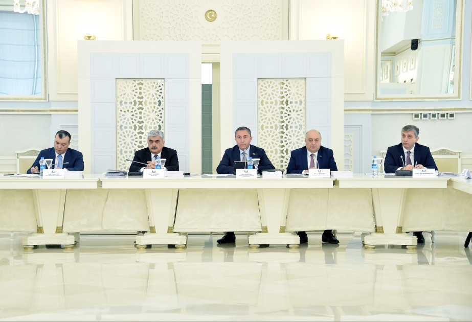 Parlamentdə 2023-cü ilin dövlət büdcəsinə dəyişikliklər müzakirə olunub