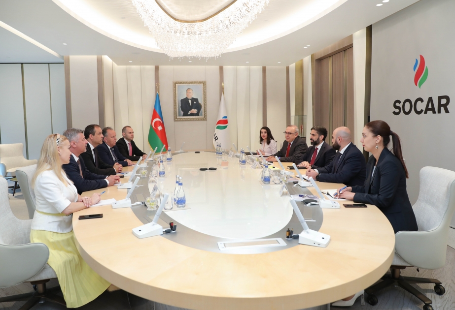 Azerbaiyán y Hungría firman un nuevo contrato de suministro de gas