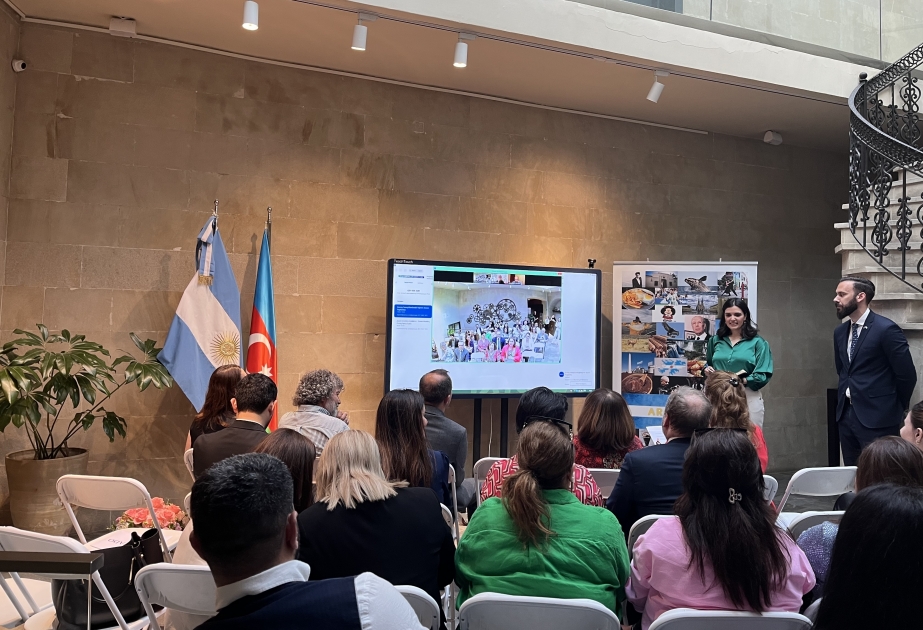 Azerbaijani version of “The Secret in Their Eyes” book by Argentine writer presented in Baku