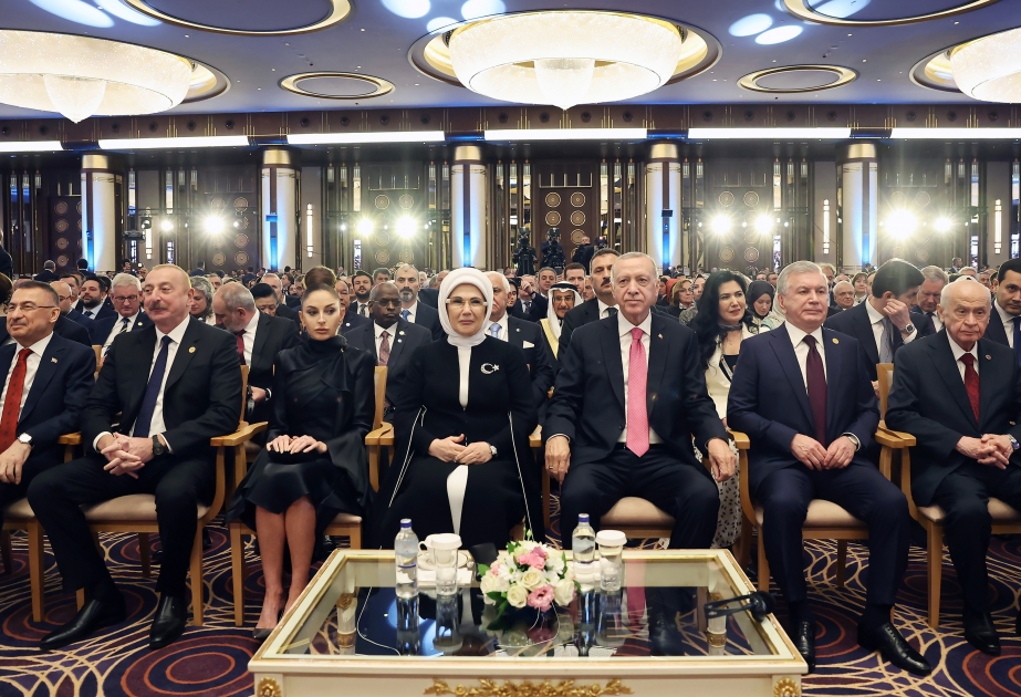 Entrée en fonction du président Erdogan : la réception officielle se tient à Ankara  Le président azerbaïdjanais Aliyev assiste à la cérémonie, accompagné de son épouse  MIS A JOUR VIDEO