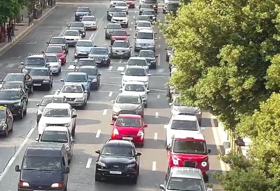 Bakıda hazırda sıxlıq müşahidə edilən yollar