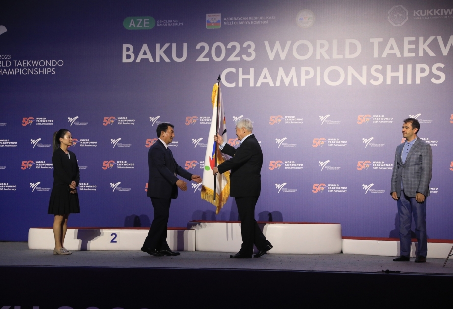 Baku officially hands flag over to hosts of 2025 World Taekwondo Championships, Wuxi, China
