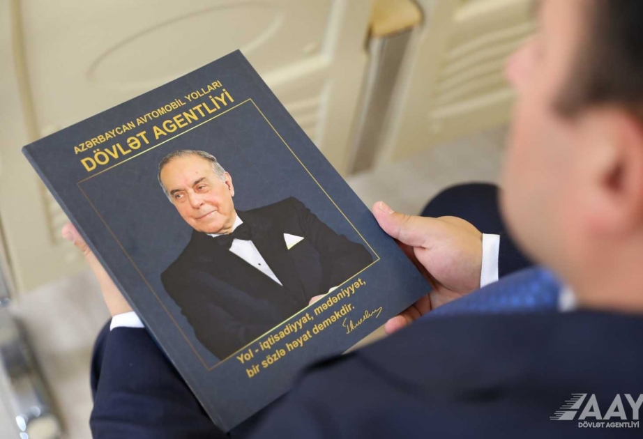 “Heydər Əliyev 100 il ” adlı jurnal işıq üzü görüb