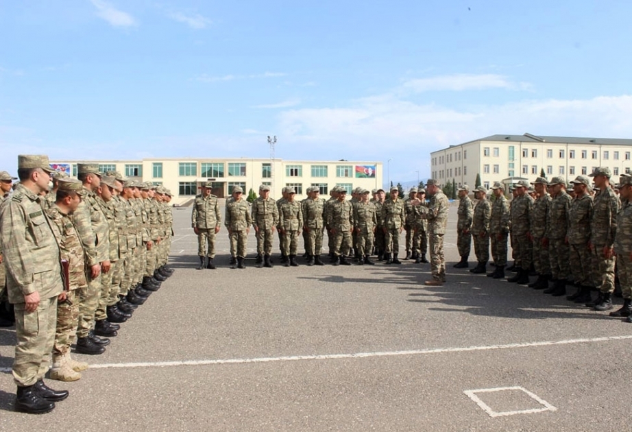 Sessions with officers and psychologists for ideological work and moral-psychological support were held in the Land Forces