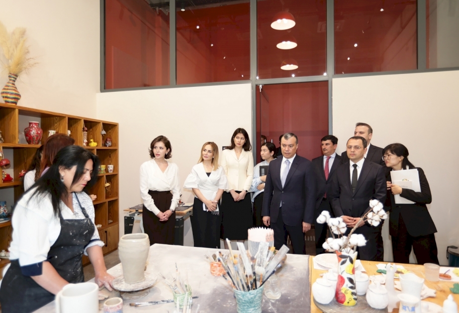 DOST Agentliyində Özbəkistan nümayəndə heyəti ilə görüş olub