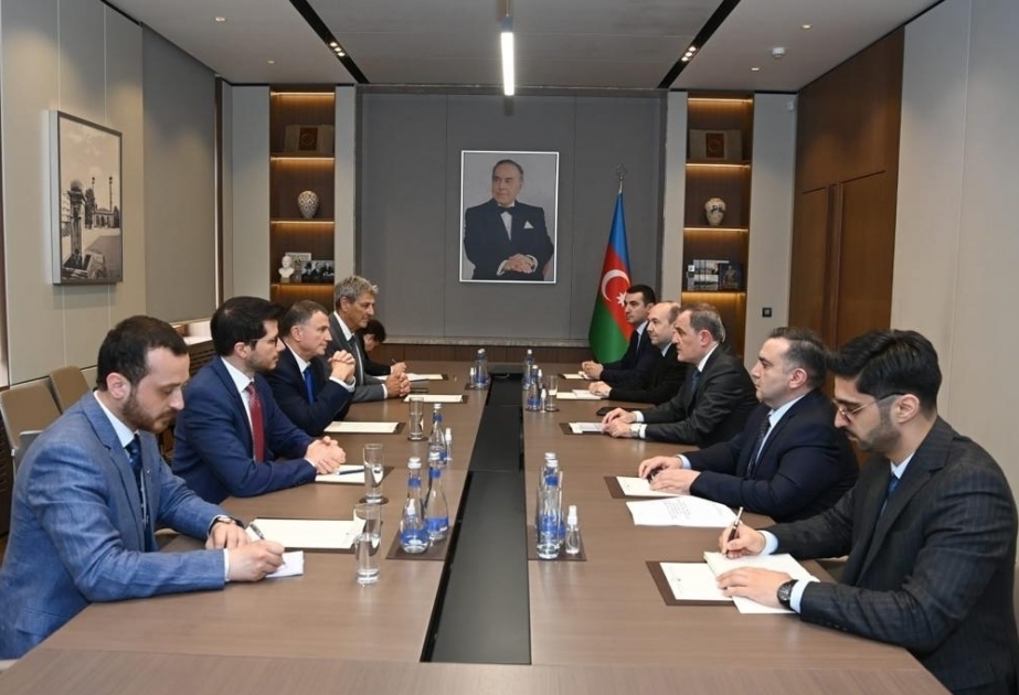 Canciller azerbaiyano recibió a una delegación de la Knéset israelí