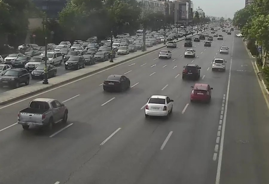 Bakıda hazırda sıxlıq müşahidə edilən yollar