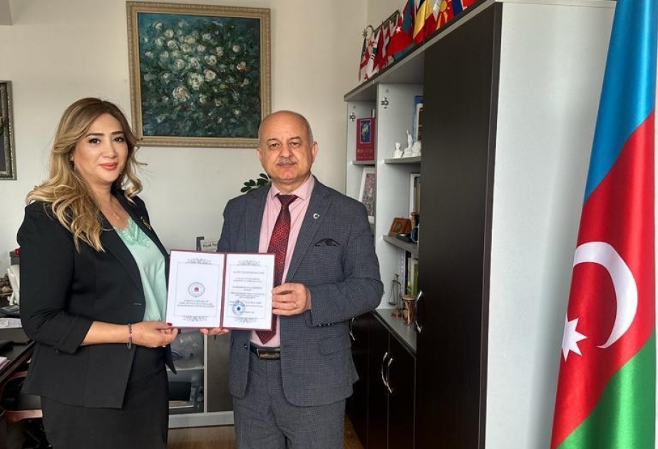 Folklor İnstitutunun əməkdaşı “Qızıl ulduz” medalı ilə təltif edilib