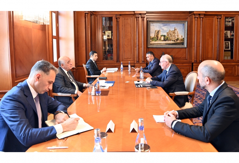 El Primer Ministro de Azerbaiyán se reunió con el Presidente del Consejo de la Organización de Aviación Civil Internacional