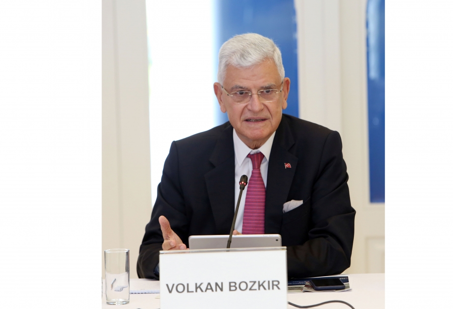 Volkan Bozkir: 