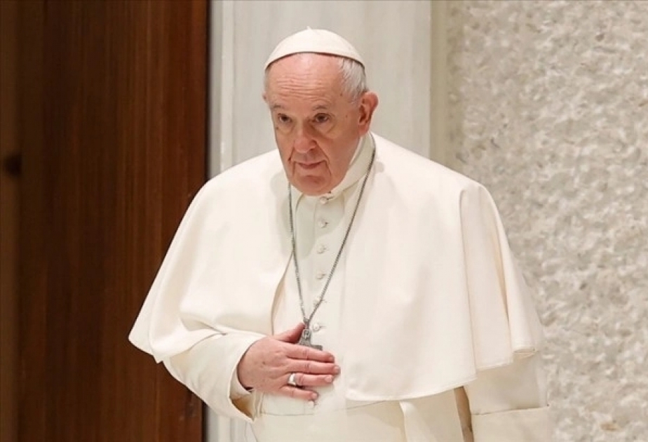 Vatikan: Papst Franziskus muss erneut operiert werden