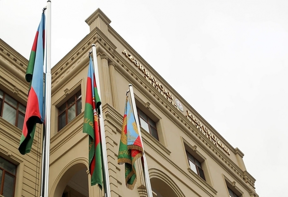 Ministère azerbaïdjanais de la Défense : les positions subissent des tirs