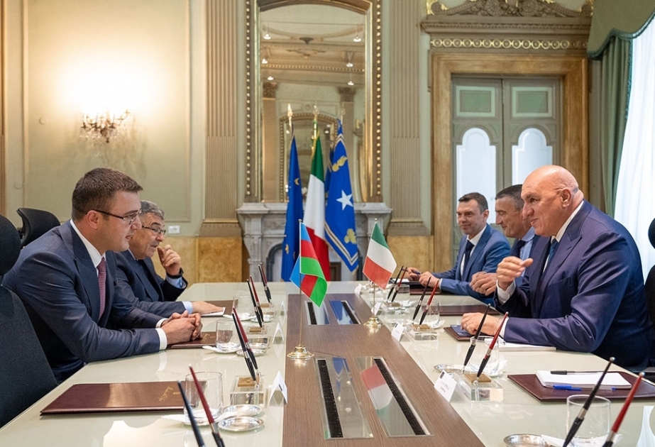 Viceministro de Defensa de Azerbaiyán se reúne con el ministro de Defensa italiano