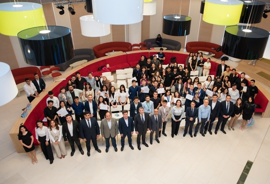 Closing ceremony of national stage of international debate championship held at ADA University