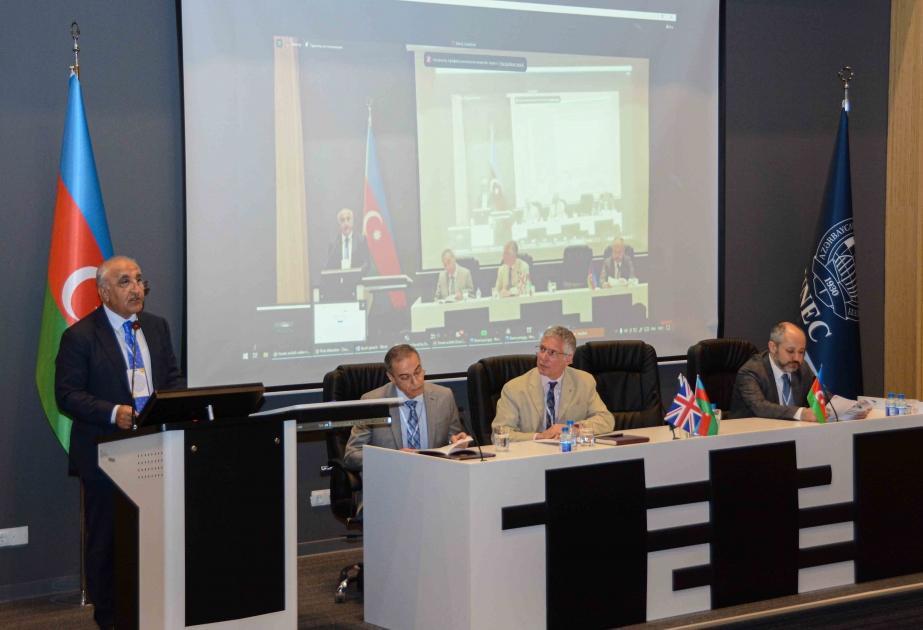 “Xarici dilin öyrənilməsində innovativ strategiyalar” adlı I beynəlxalq forum işə başlayıb