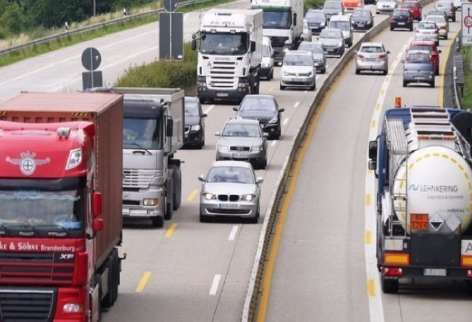 Avtomobil nəqliyyatı ilə sərnişin və yük daşımaları üzrə yeni qaydalar müəyyənləşdirilir