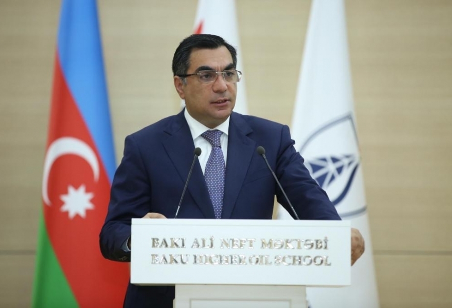 Heydər Əliyevin 100 illik yubileyinə həsr olunmuş beynəlxalq elmi konfransların qalibləri mükafatlandırılıb