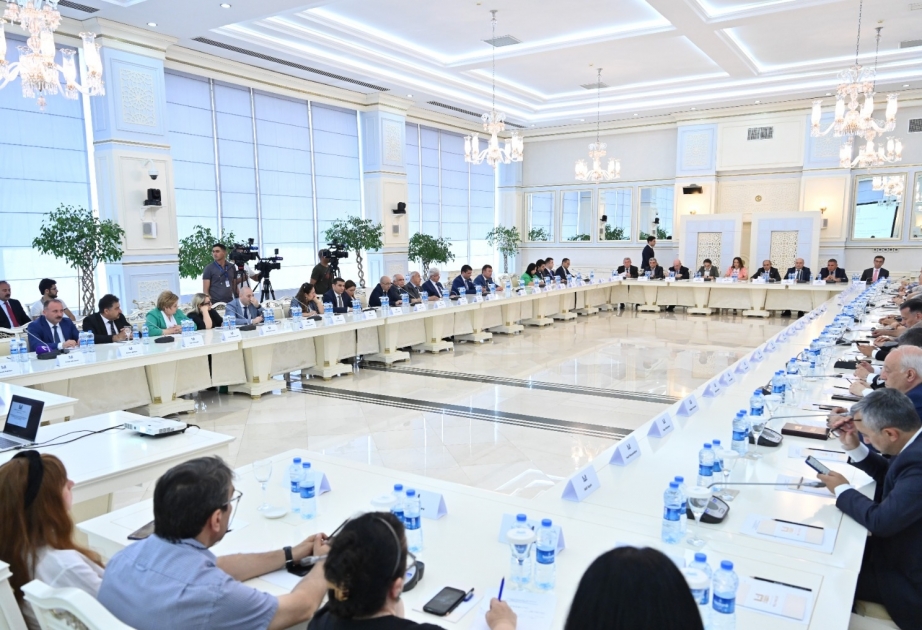 Milli Məclisdə Qərbi Azərbaycanla bağlı ictimai dinləmə keçirilib