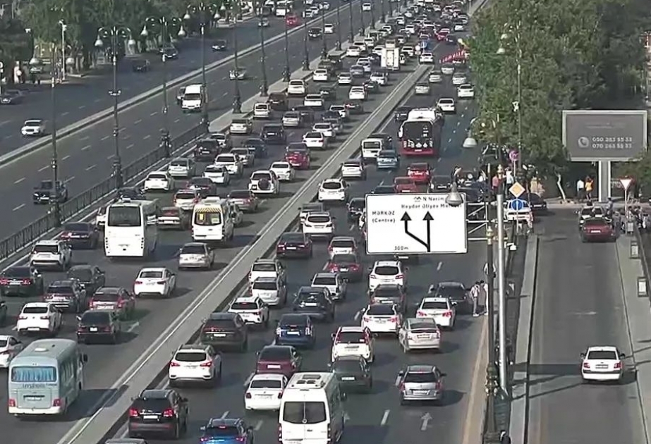 Bakıda hazırda sıxlıq müşahidə edilən yollar