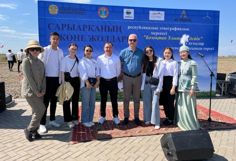 Akademik Şahin Mustafayev Qazaxıstanda etnoqrafik festivalda iştirak edib