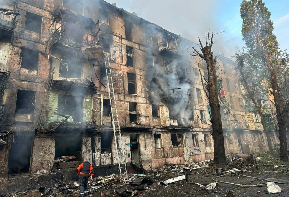 Выясняется наличие азербайджанцев в разрушенном ракетой жилом доме в Кривом Роге