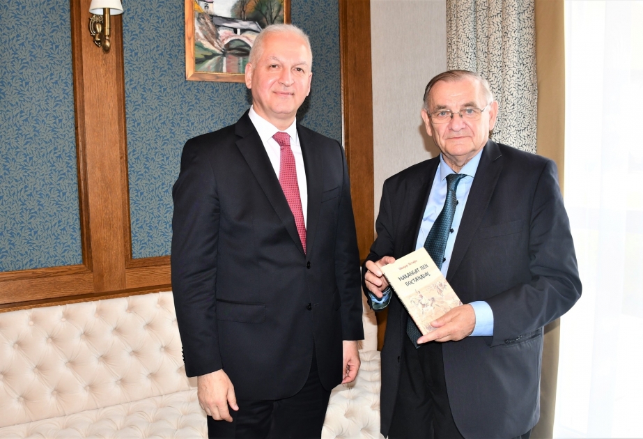 Akademik Şahin Mustafayev Macarıstan Milli Məclisinin vitse-prezidenti Şandor Lezsak ilə görüşüb