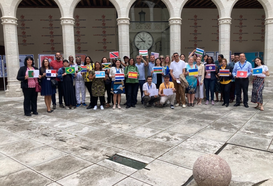 Mingəçevir Dövlət Universiteti İspaniyada beynəlxalq həftədə təmsil olunub