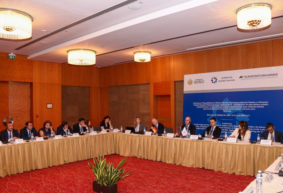 Notariusların peşə biliklərinin artırılması üzrə beynəlxalq konfrans keçirilib