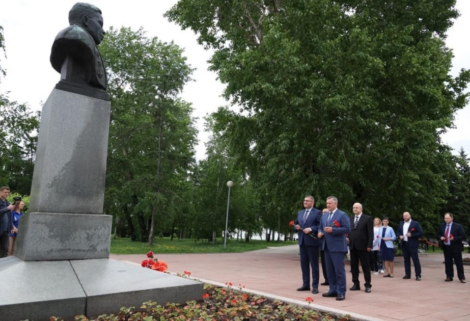 Azərbaycan ilə İrkutsk vilayəti arasında əməkdaşlıq məsələləri müzakirə olunub