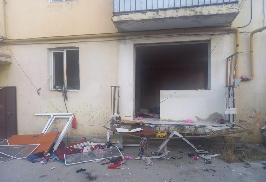 Siyəzəndə yaşayış binasında partlayış olub, 3 nəfər xəsarət alıb