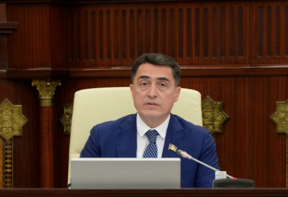 Əli Hüseynli: Heydər Əliyevin gücü polad iradəsində və xalqın ona inamında idi