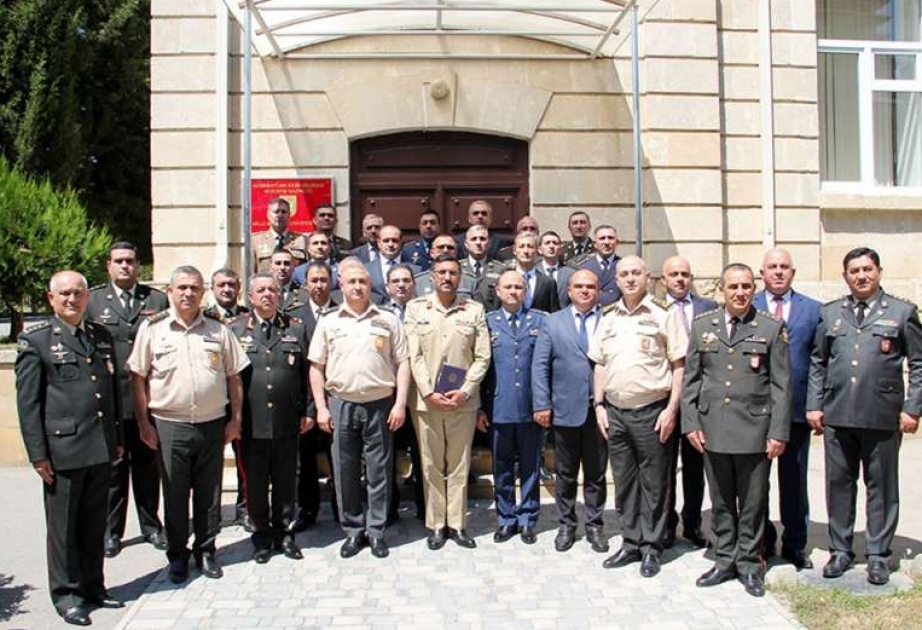 Milli Müdafiə Universitetinin Hərbi İdarəetmə İnstitutunda buraxılış mərasimi keçirilib