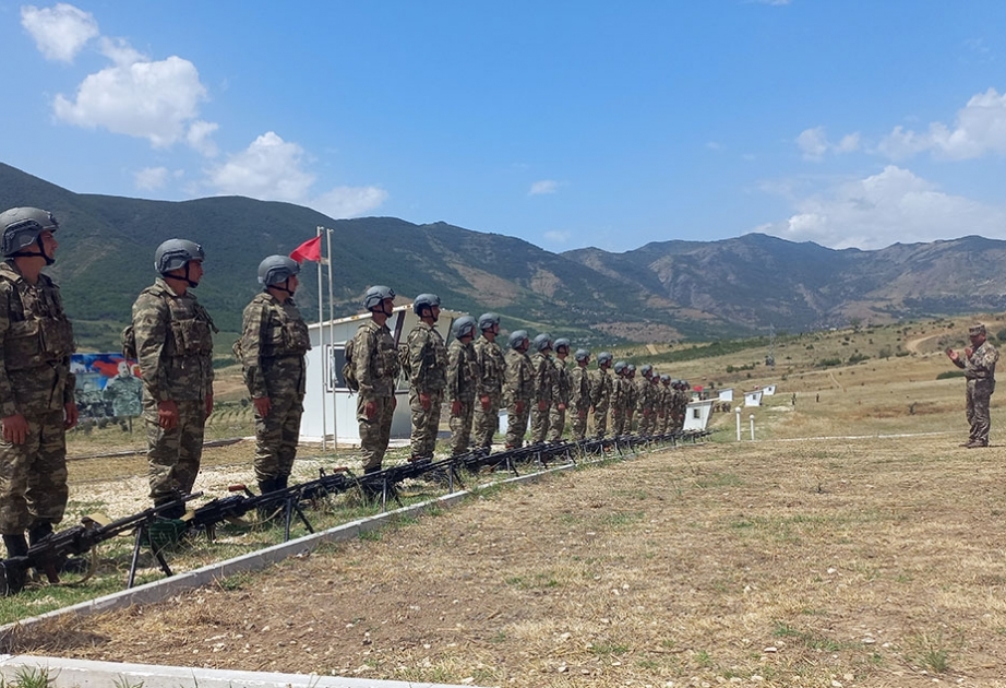 Təlim toplanışında praktiki atış çalışmaları yerinə yetirilib