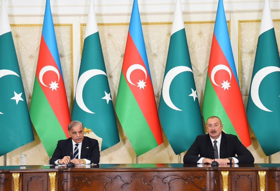 Presidente de Azerbaiyán: "Firmaremos un Memorando de Entendimiento para mejorar el comercio mutuo con Pakistán"