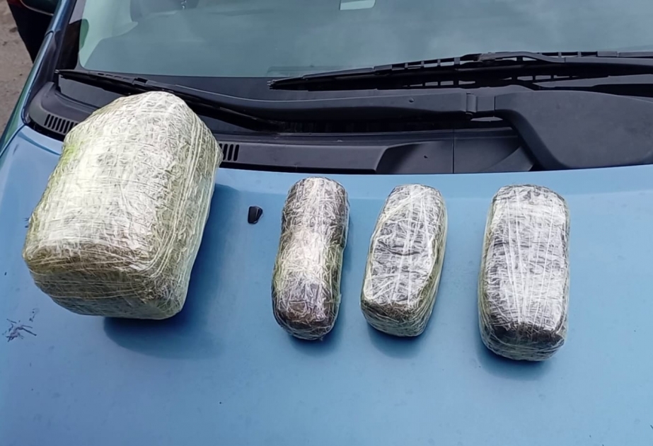 “Prius”da 5 kiloqramdan çox narkotik aşkarlandı