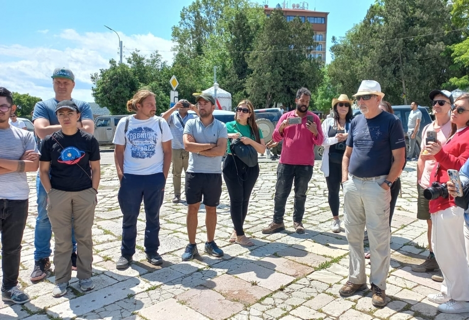 Foreign travelers visit Azerbaijan’s city of Shusha