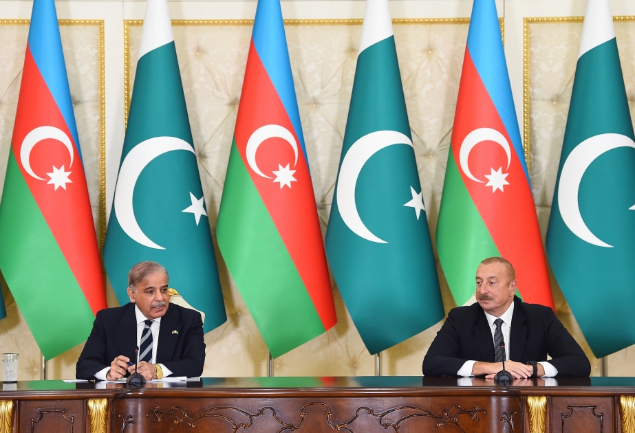 夏巴兹·谢里夫: 巴基斯坦与阿塞拜疆的关系建立在相互支持和信任的基础上