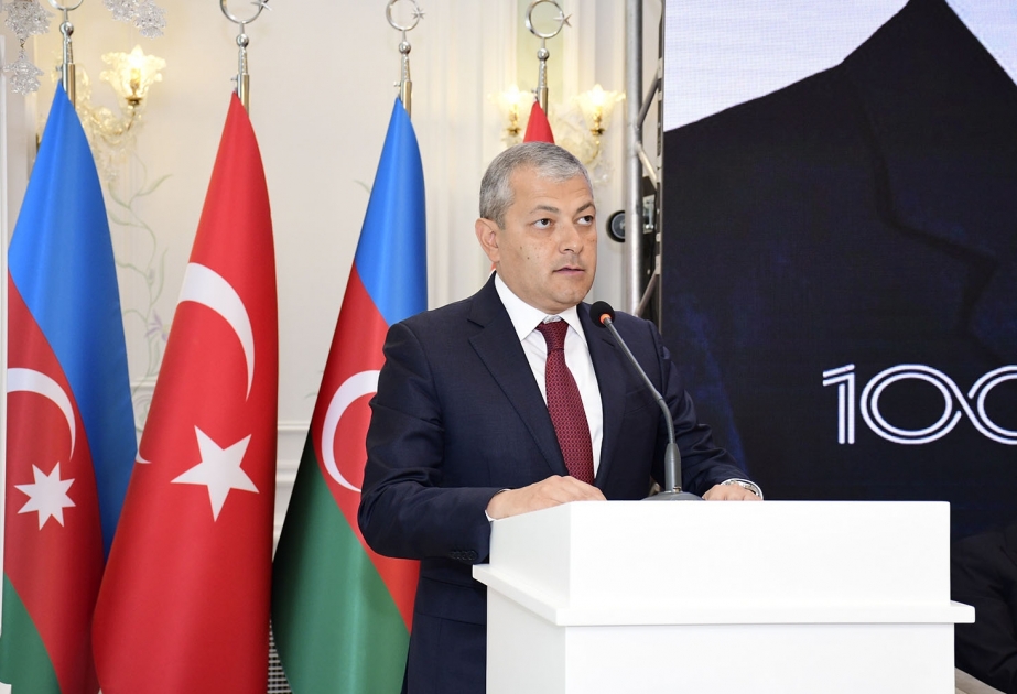 Aydın Kərimov: İlin sonunadək yüzlərlə şuşalının doğma yurdlarına köçürülməsi planlaşdırılır