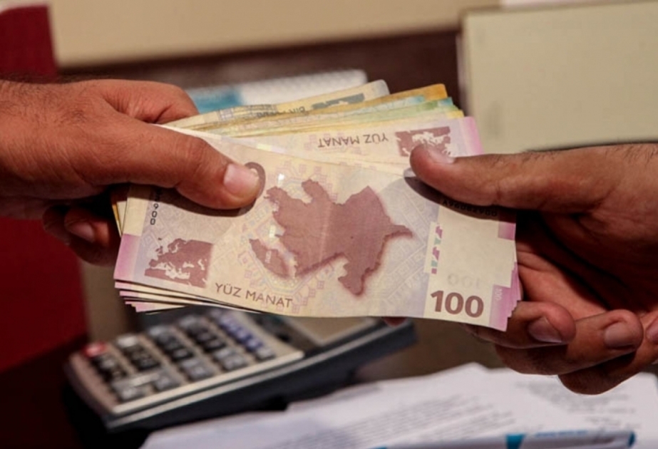 Muzdla çalışan işçilərin orta aylıq nominal əməkhaqqı açıqlanıb